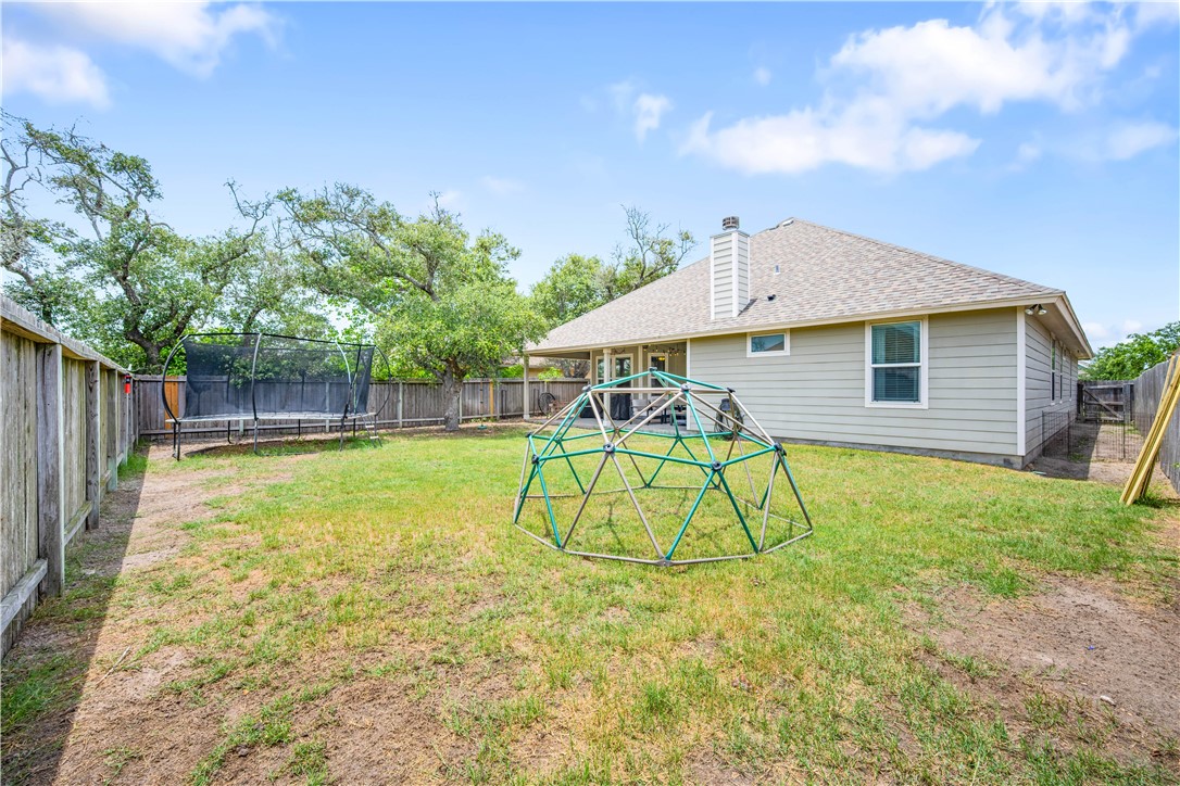 106 Dream Oak Drive Rockport TX 78382