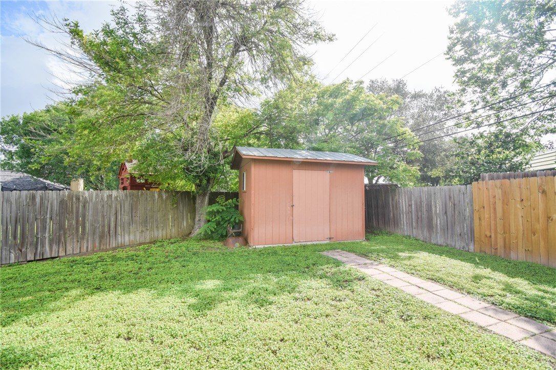11902 Black Peak Corpus Christi TX 78410