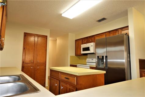 2202 Aspen Drive Portland TX 78374