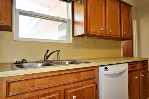 2202 Aspen Drive Portland TX 78374
