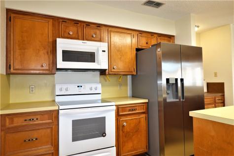 2202 Aspen Drive Portland TX 78374