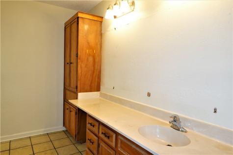 2202 Aspen Drive Portland TX 78374