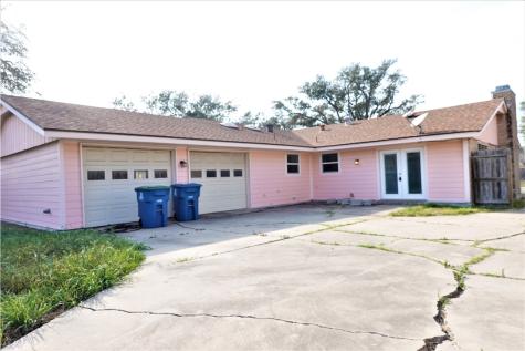 2202 Aspen Drive Portland TX 78374