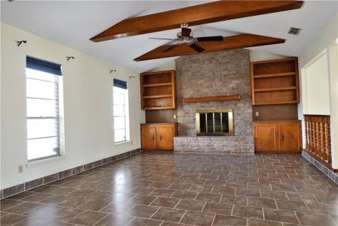 2202 Aspen Drive Portland TX 78374