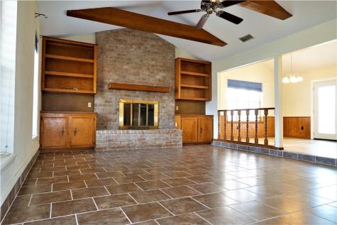 2202 Aspen Drive Portland TX 78374