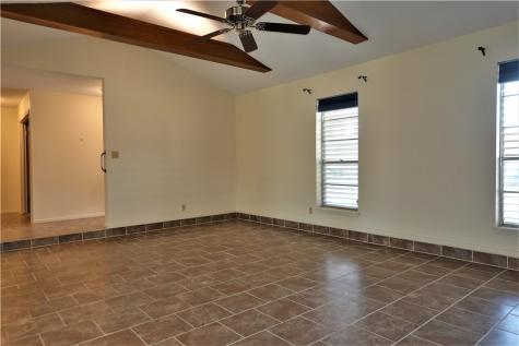 2202 Aspen Drive Portland TX 78374