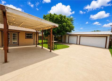 3206 Meadow Ridge Drive Corpus Christi TX 78418