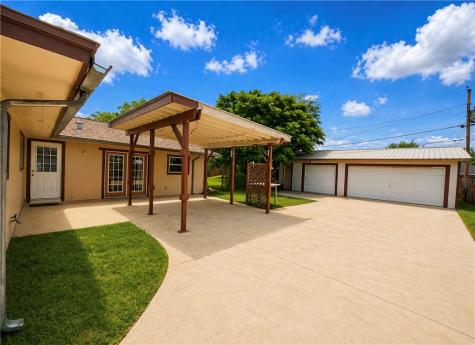 3206 Meadow Ridge Drive Corpus Christi TX 78418