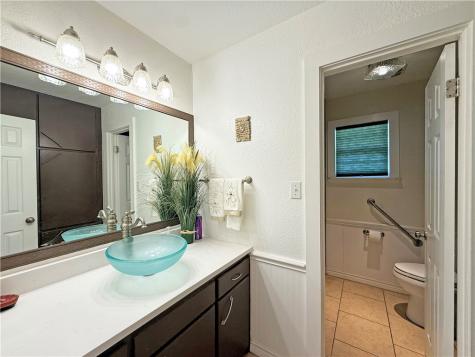 105 Copano Cove Road Rockport TX 78382