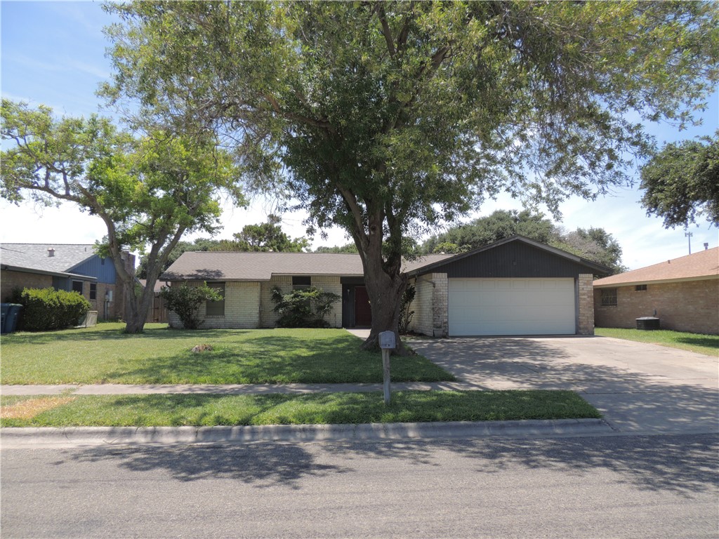 1517 Briar Street Portland TX 78374