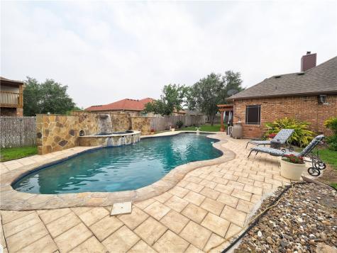 4542 Iron River Drive Corpus Christi TX 78410