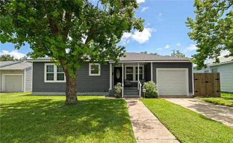 1049 Sorrell Street Corpus Christi TX 78404