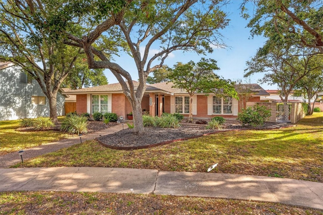 5430 Chevy Chase Drive Corpus Christi TX 78412