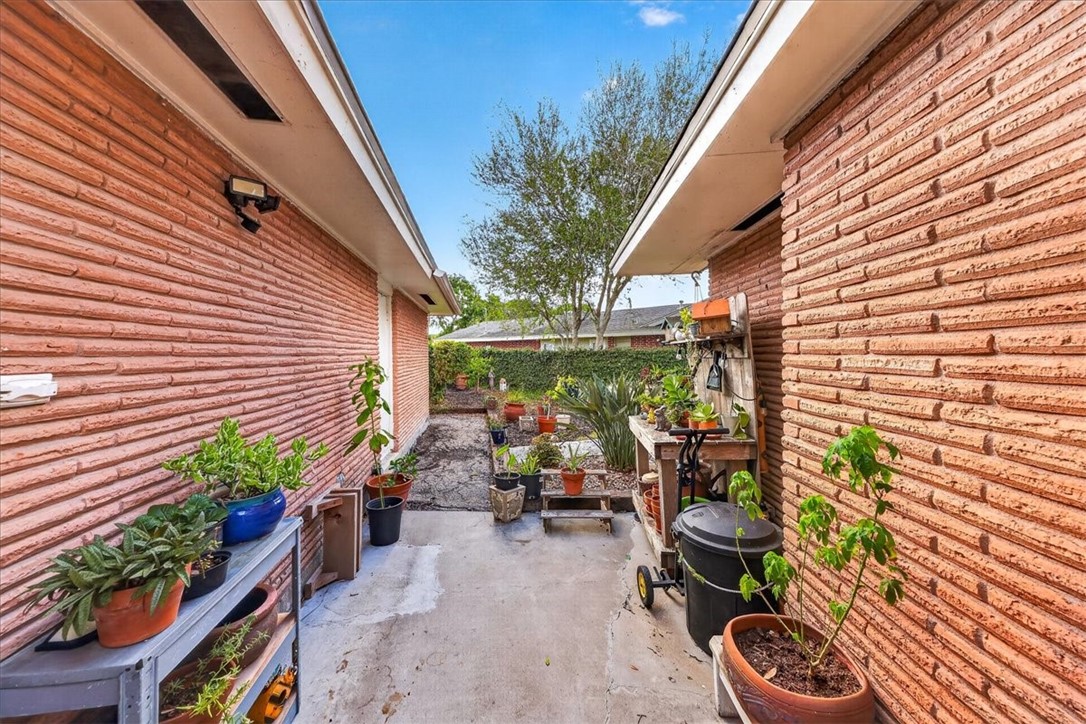 5430 Chevy Chase Drive Corpus Christi TX 78412