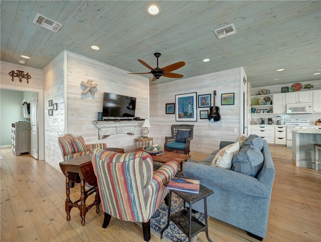 2727 S 11th Street 4 Port Aransas TX 78373