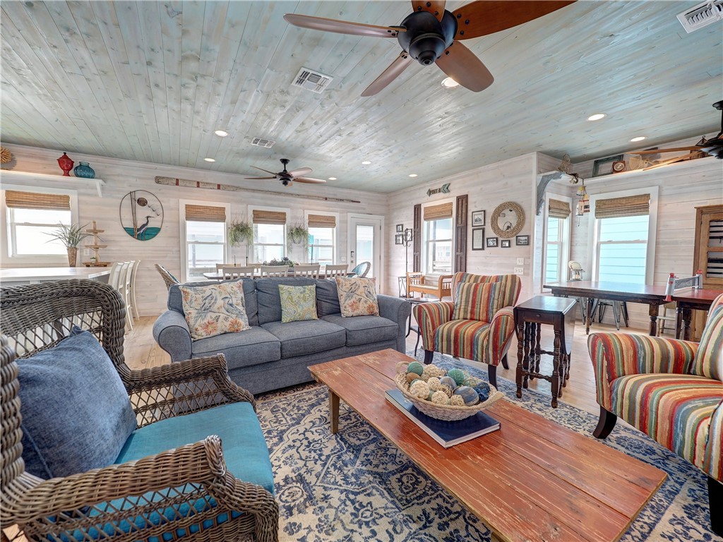 2727 S 11th Street 4 Port Aransas TX 78373