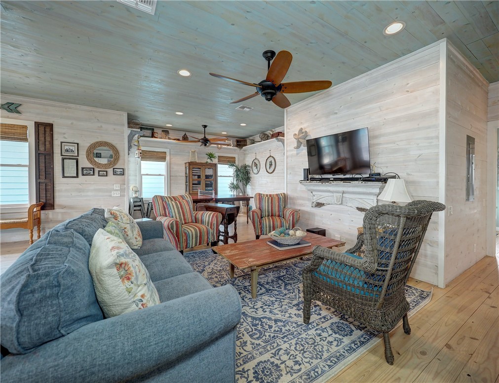 2727 S 11th Street 4 Port Aransas TX 78373