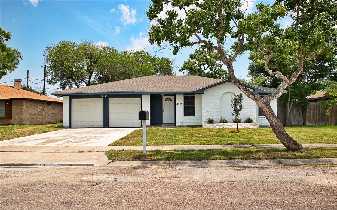 3414 Crest Cliff Drive Corpus Christi TX 78415