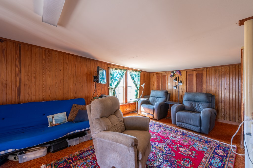 167 Buckeye Knoll Road George West TX 78022