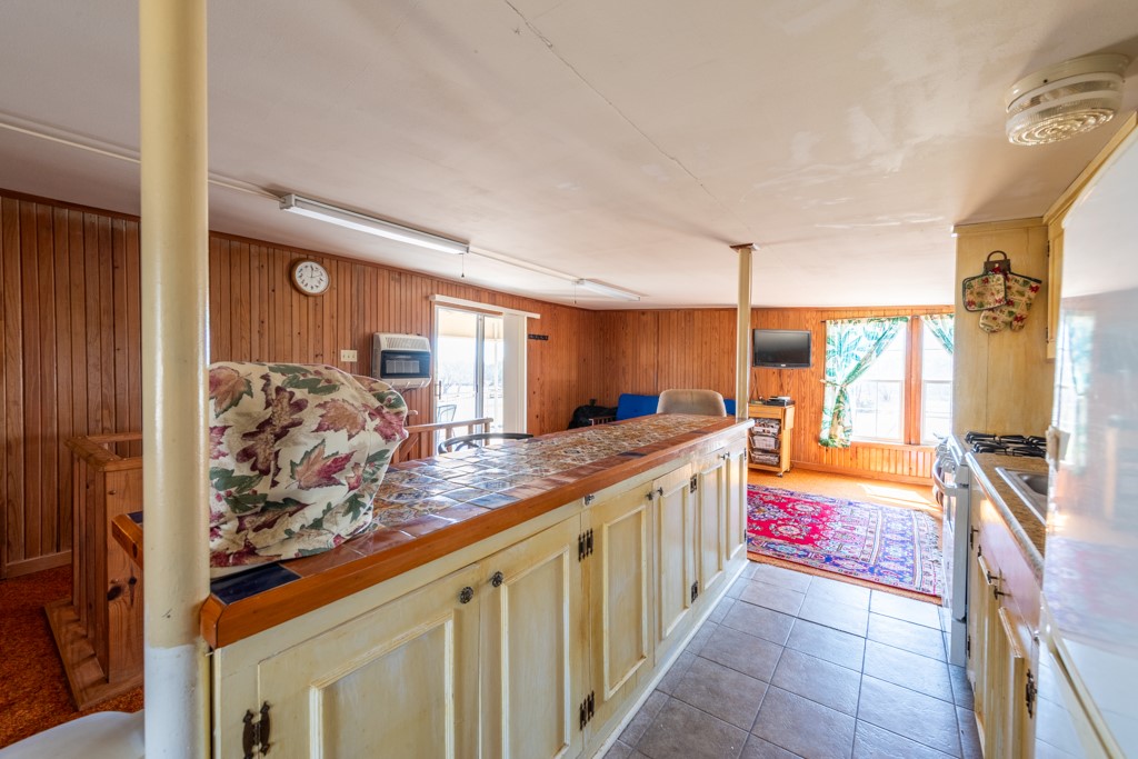 167 Buckeye Knoll Road George West TX 78022