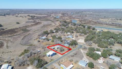 167 Buckeye Knoll Road George West TX 78022