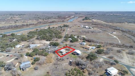 167 Buckeye Knoll Road George West TX 78022