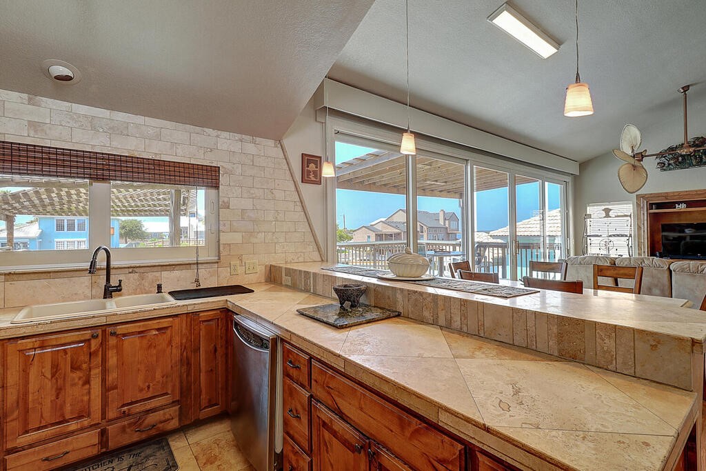 13517 Ducat Court Corpus Christi TX 78418
