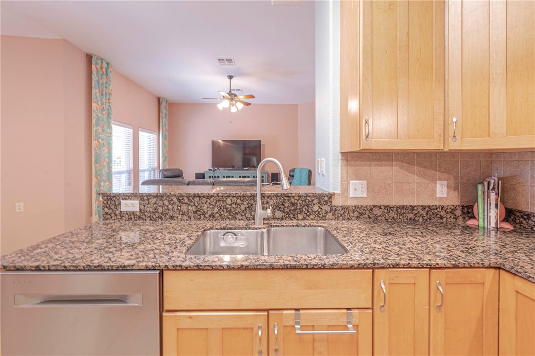 412 Fairway Oaks Street Rockport TX 78382