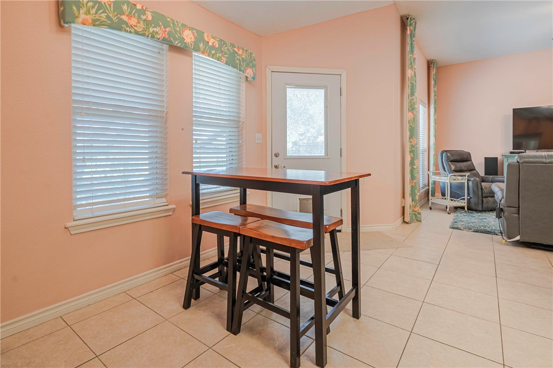 412 Fairway Oaks Street Rockport TX 78382