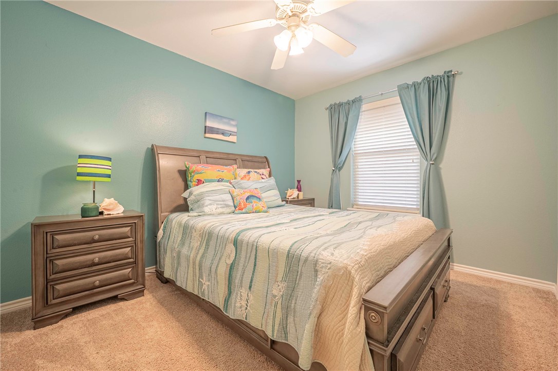 412 Fairway Oaks Street Rockport TX 78382