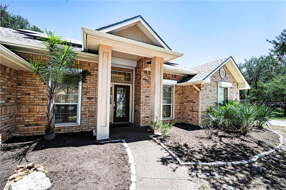 412 Fairway Oaks Street Rockport TX 78382