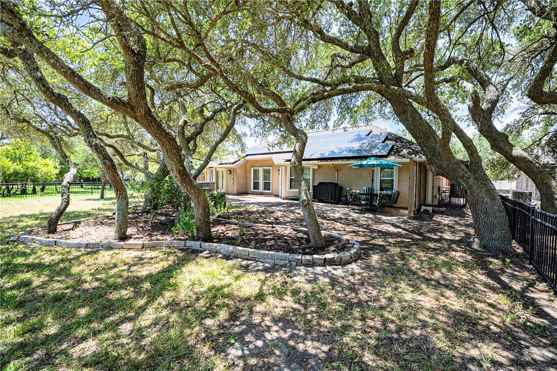 412 Fairway Oaks Street Rockport TX 78382