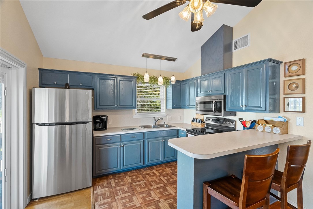 2001 S Mathis Street Rockport TX 78382