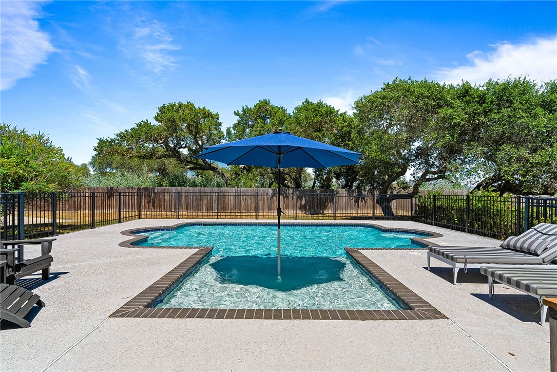 2001 S Mathis Street Rockport TX 78382