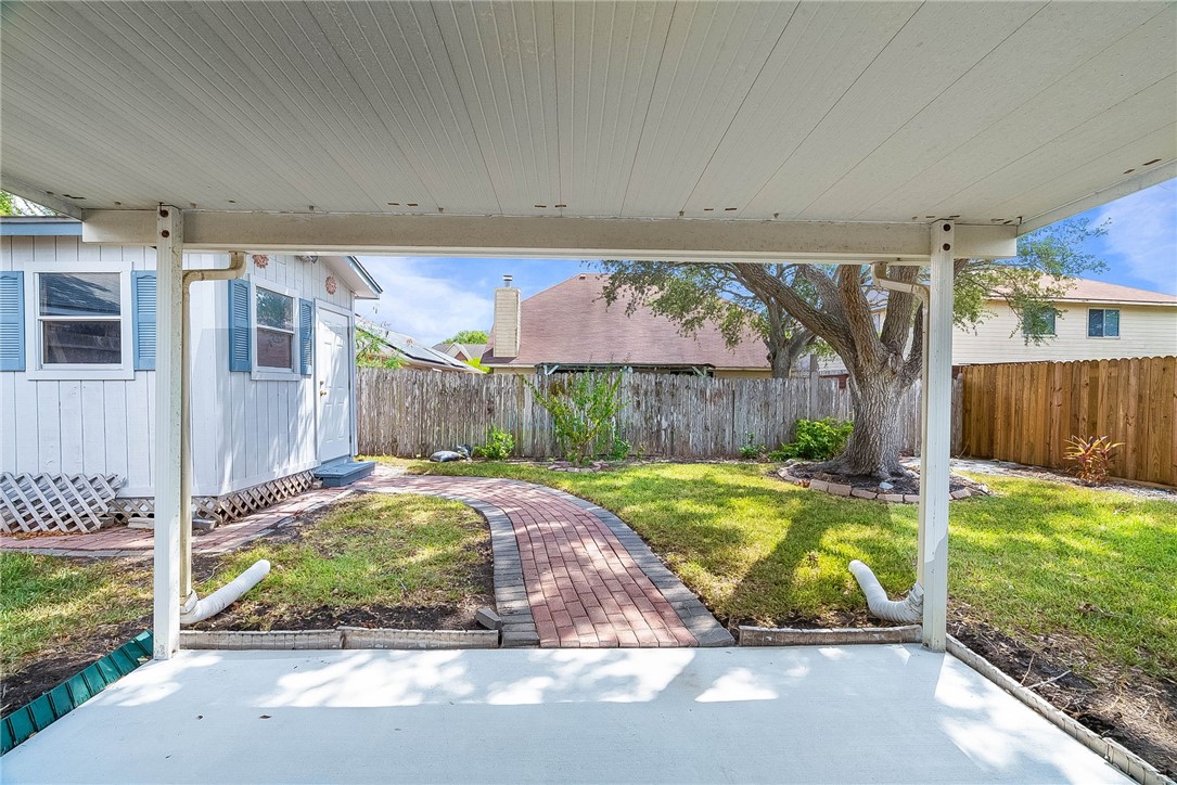 2710 Victoria Park Drive Corpus Christi TX 78414