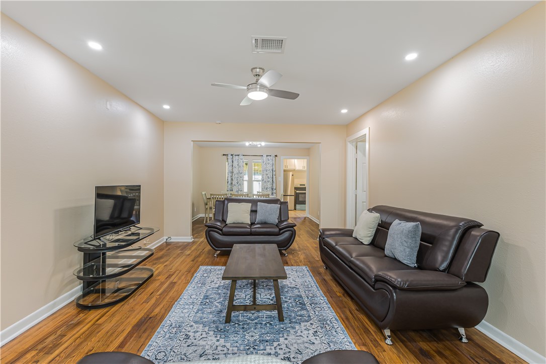 650 Mcclendon Street Corpus Christi TX 78404