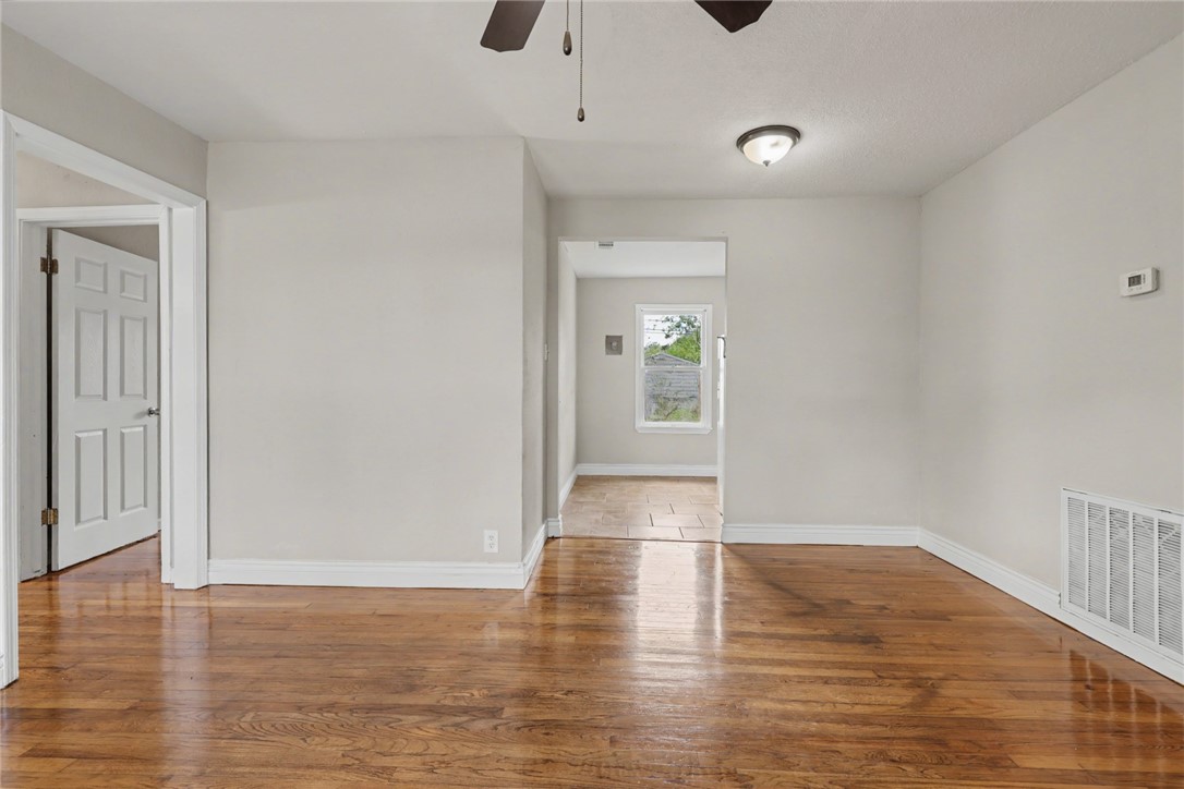 1705 Sycamore Place Corpus Christi TX 78416