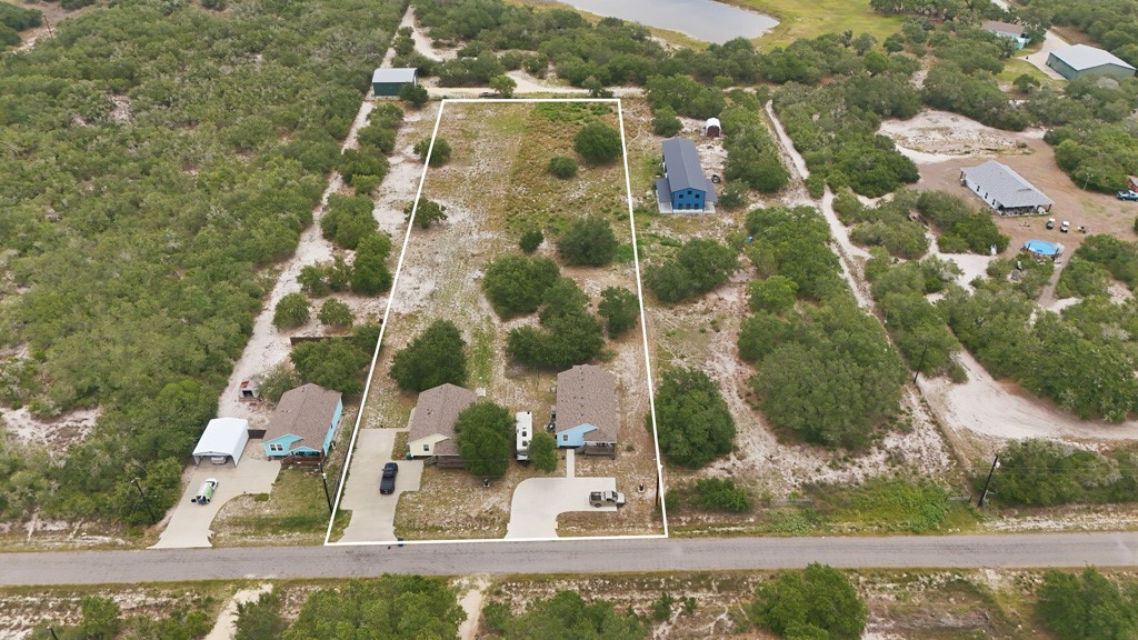2111 & 2121 Lone Star Rockport TX 78382