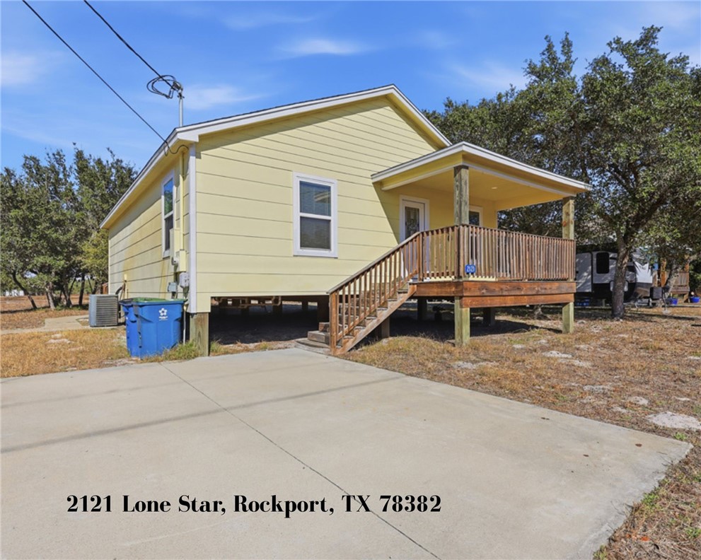 2111 & 2121 Lone Star Rockport TX 78382