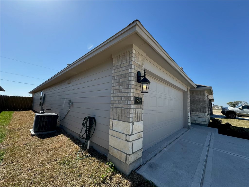 1645 Pleasant Drive Corpus Christi TX 78418