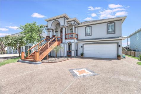113 Bay Court Aransas Pass TX 78336