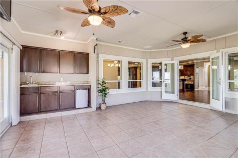 113 Bay Court Aransas Pass TX 78336
