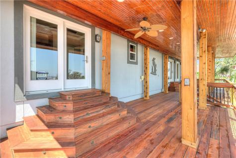 113 Bay Court Aransas Pass TX 78336