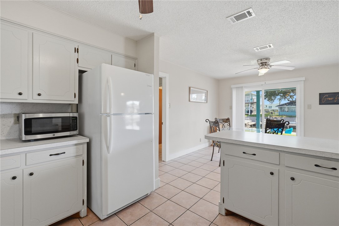 128 Palm Drive Rockport TX 78382