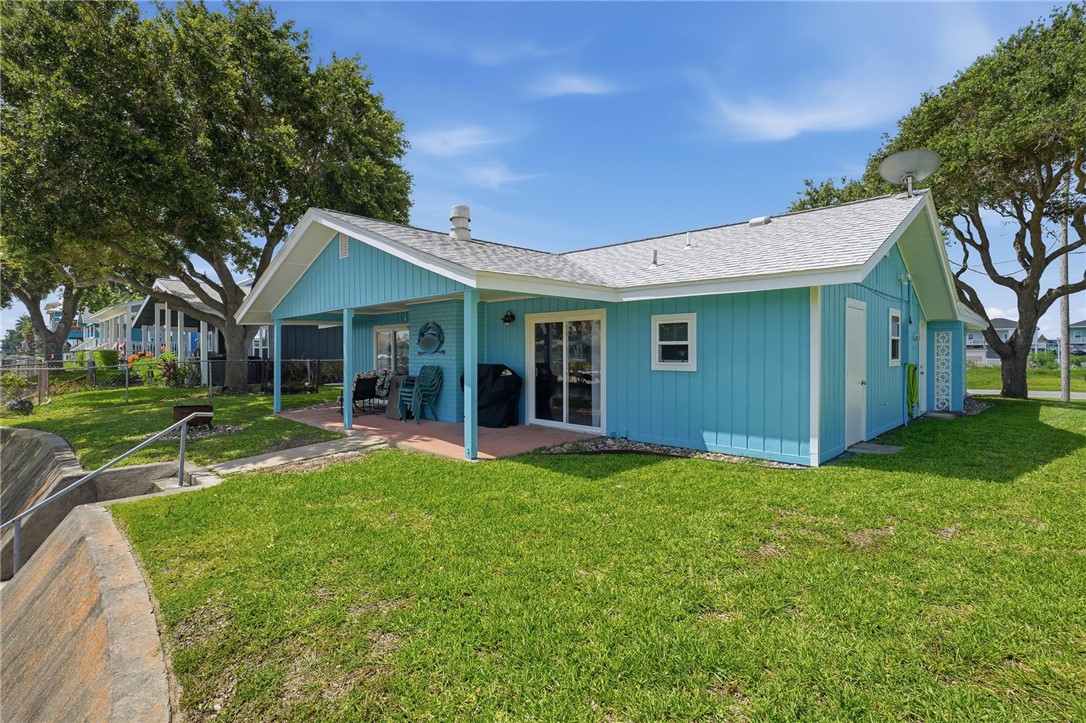 128 Palm Drive Rockport TX 78382