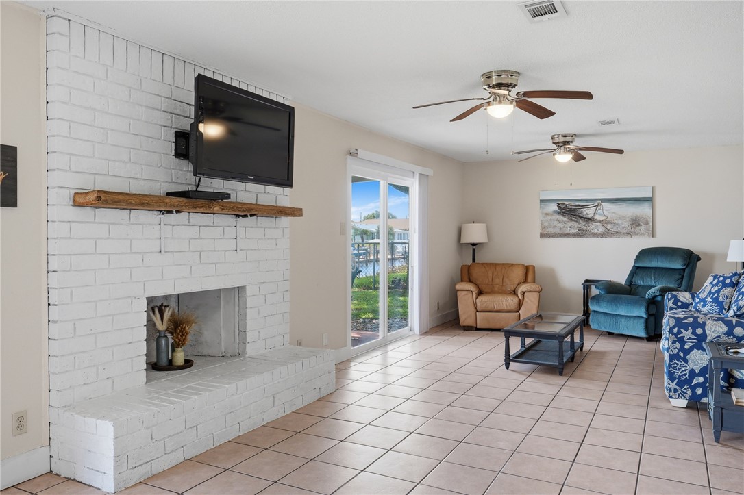 128 Palm Drive Rockport TX 78382