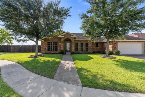 3726 Perfection Lake Avenue Robstown TX 78380