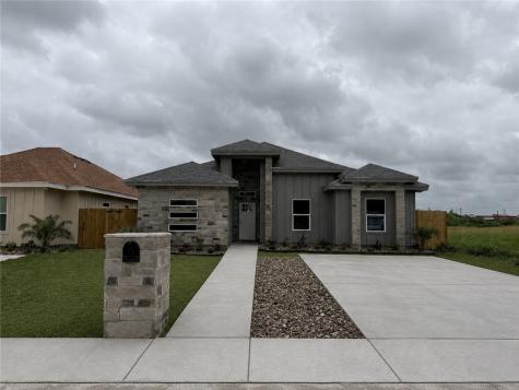 1303 Flores Drive Alice TX 78332