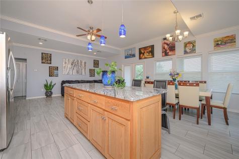 21 Bahama St S Rockport TX 78382
