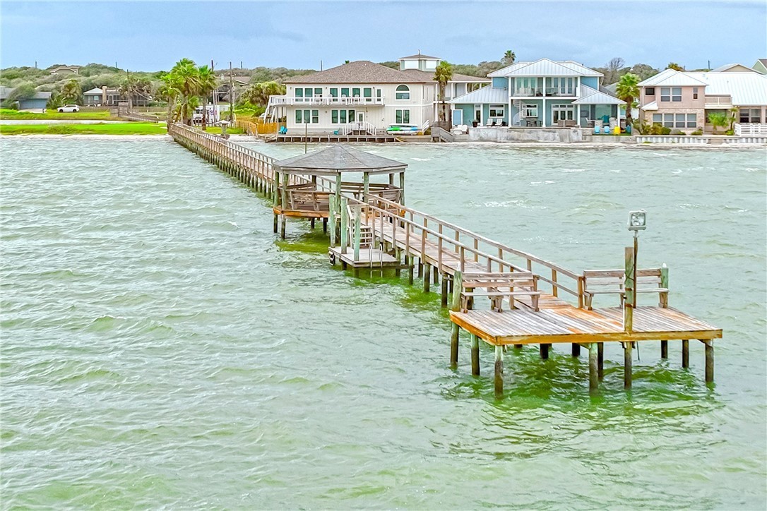 21 Bahama St S Rockport TX 78382